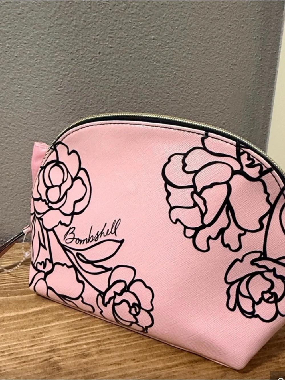Victoria's Secret NWOT Bombshell Pink and Black Floral zipper case pouch